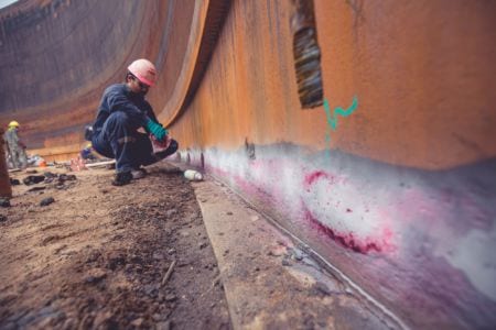 Non-destructive testing engineering technician on duty